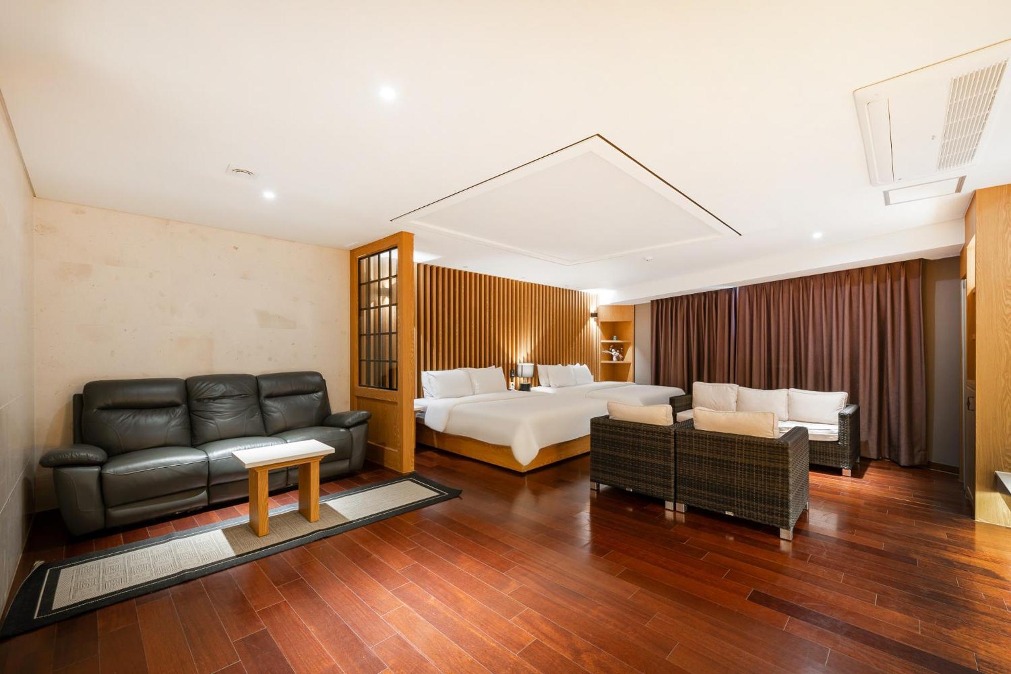 Hotel Artheim Gwangju Metropolitan City Exterior photo