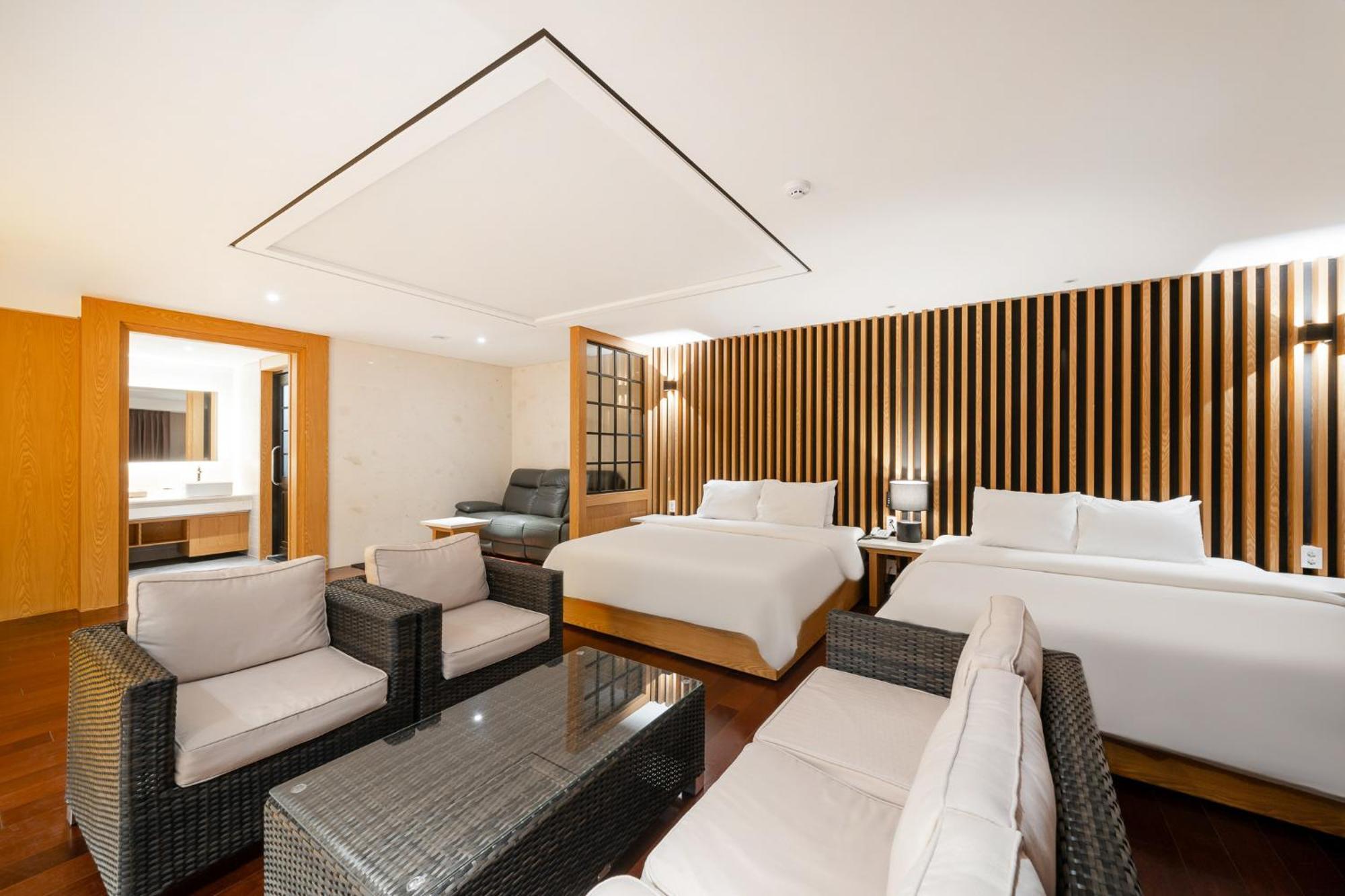 Hotel Artheim Gwangju Metropolitan City Exterior photo